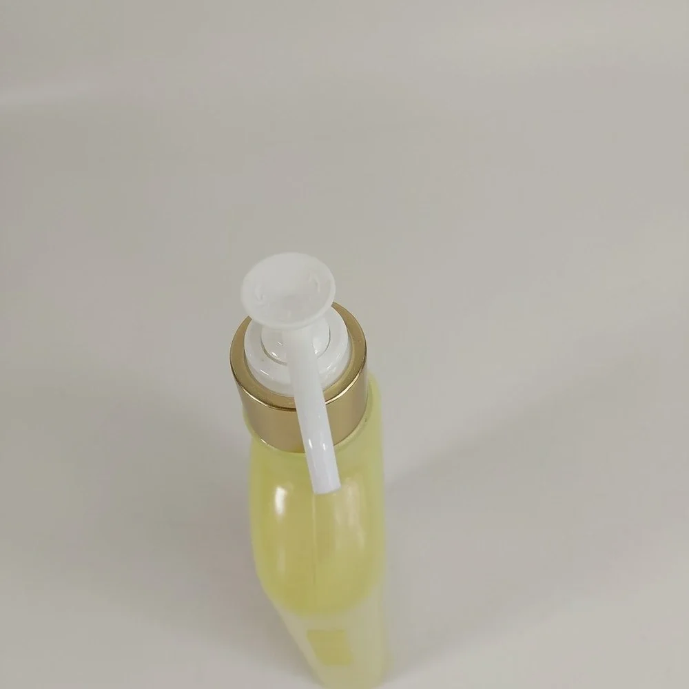 BATH & BODY WORKS AROMA SIMPLY UNWIND‎ SANDALWOOD VANILLA BODY LOTION NEW